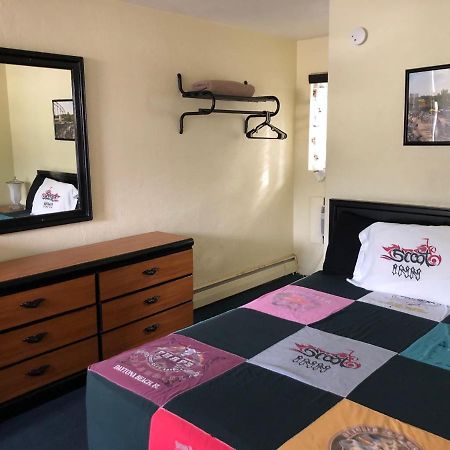 Scoot Inn Motel พอร์ตออเรนจ์ ภายนอก รูปภาพ